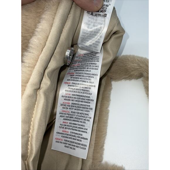 Disney Parks Bag Tote NWT Fuzzy Bambi Print With Magnetic Clasp & Flower Charm - Picture 5 of 10